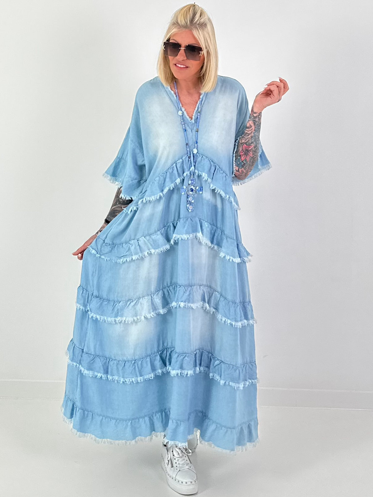 Jeans dress with ruffles - light blue