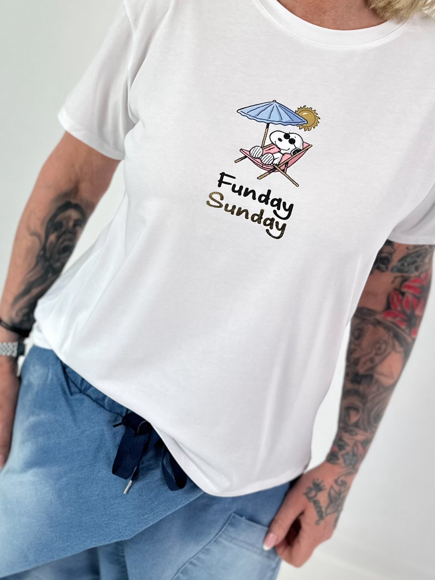 T-Shirt Funday Sunday - weiss