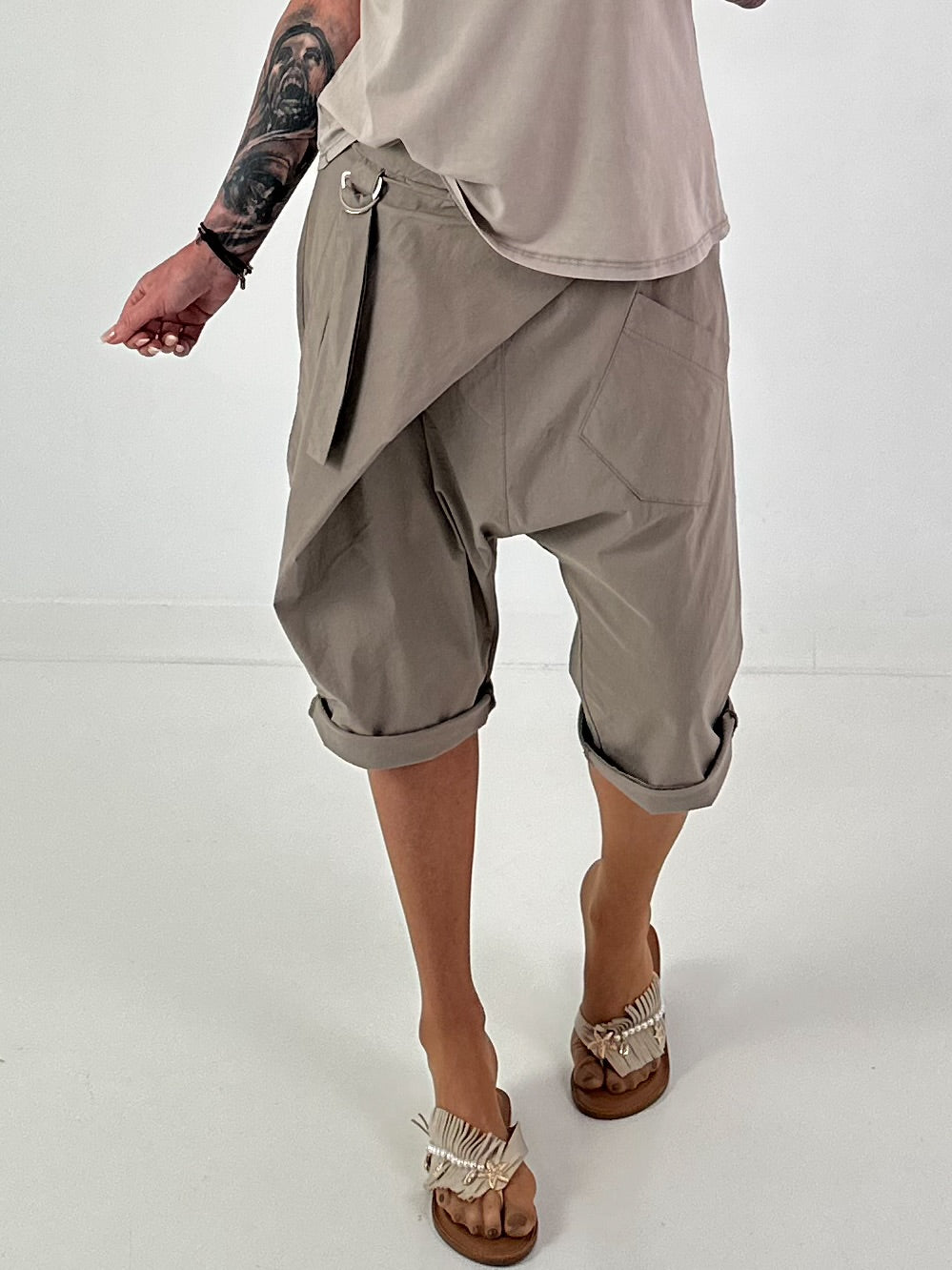 Short Baggy with Overlay - Taupe