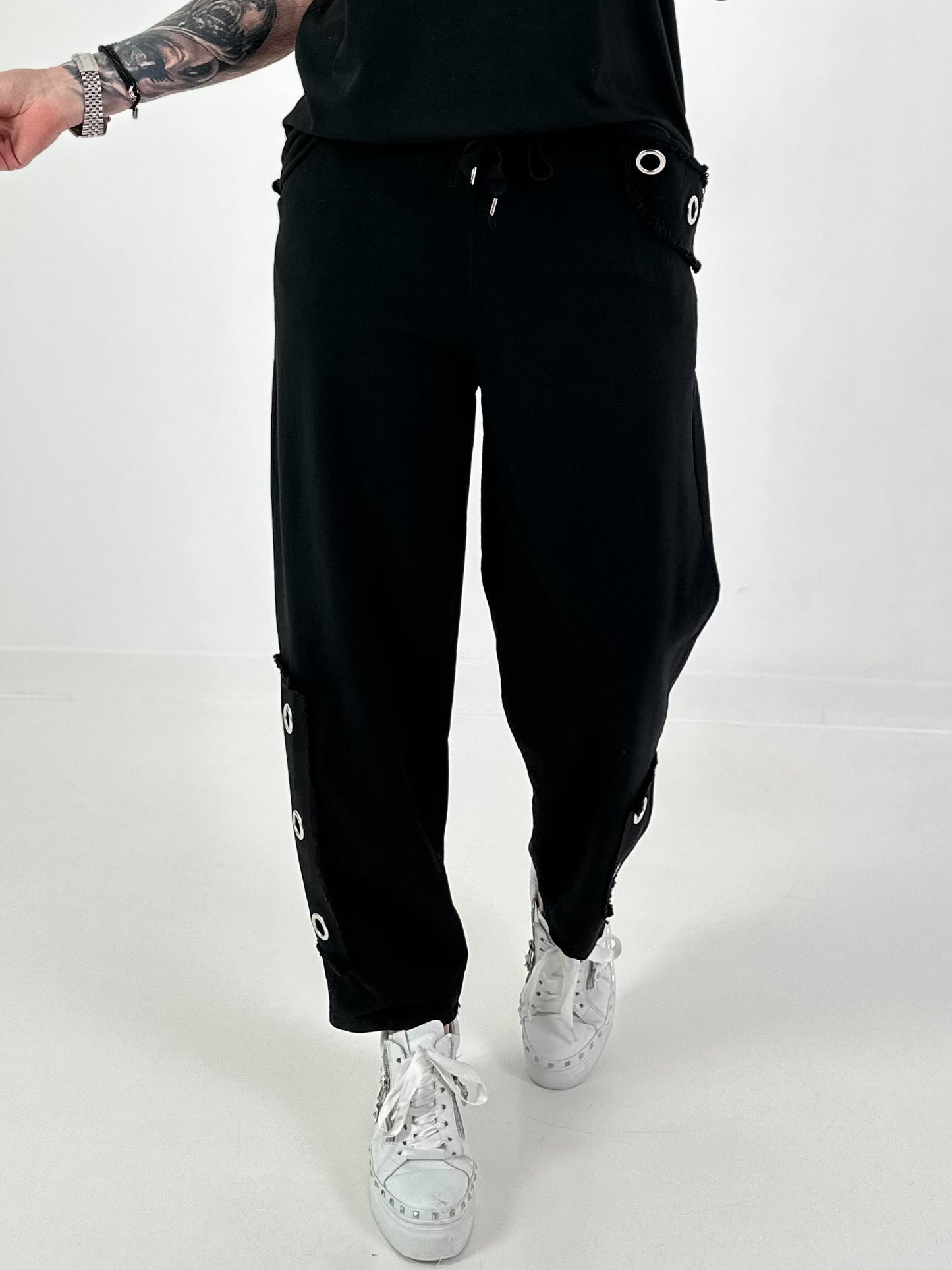 Sweatpants with Eyelets - Black