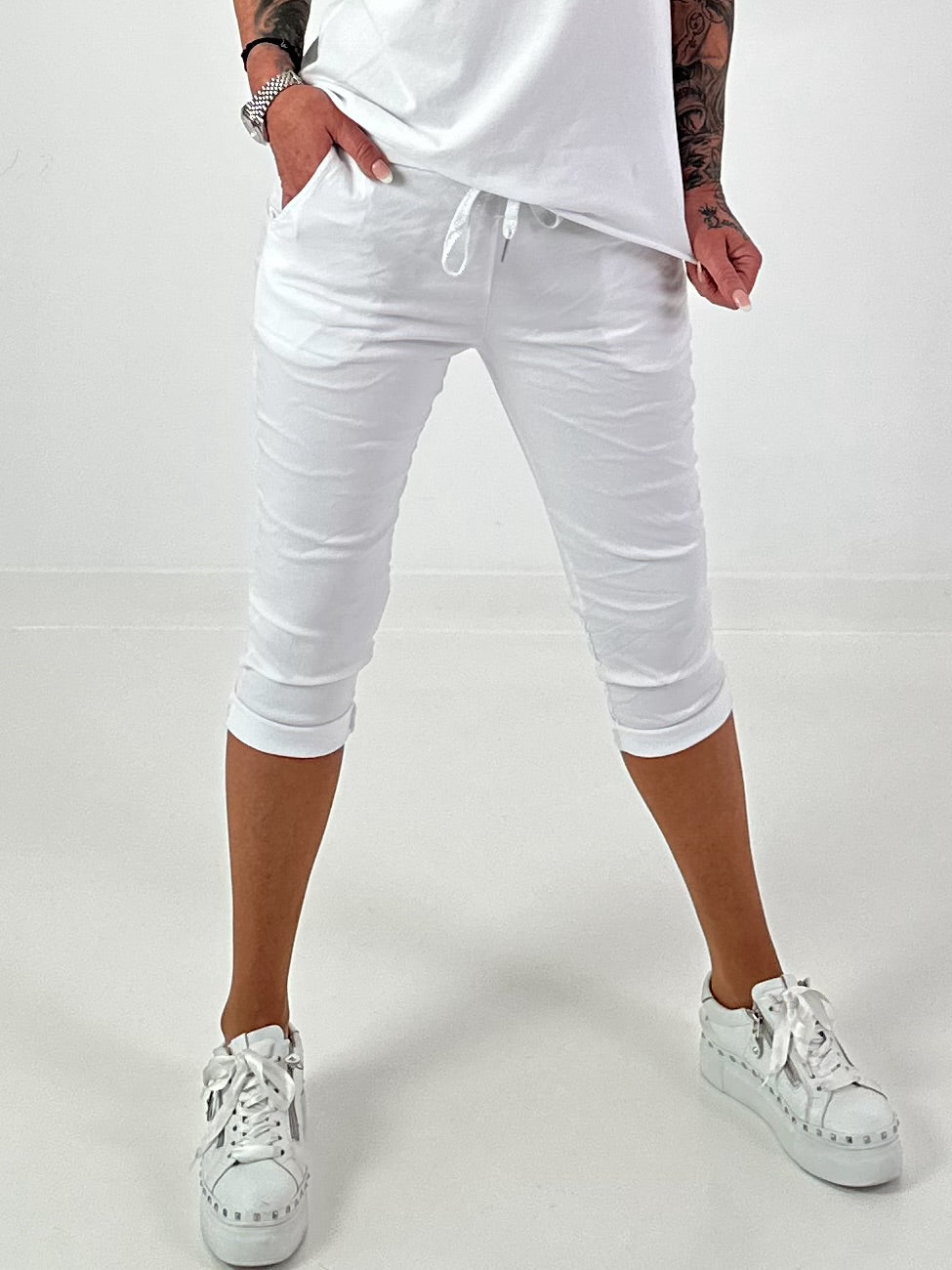 Capri Pants with Tie Waist - White