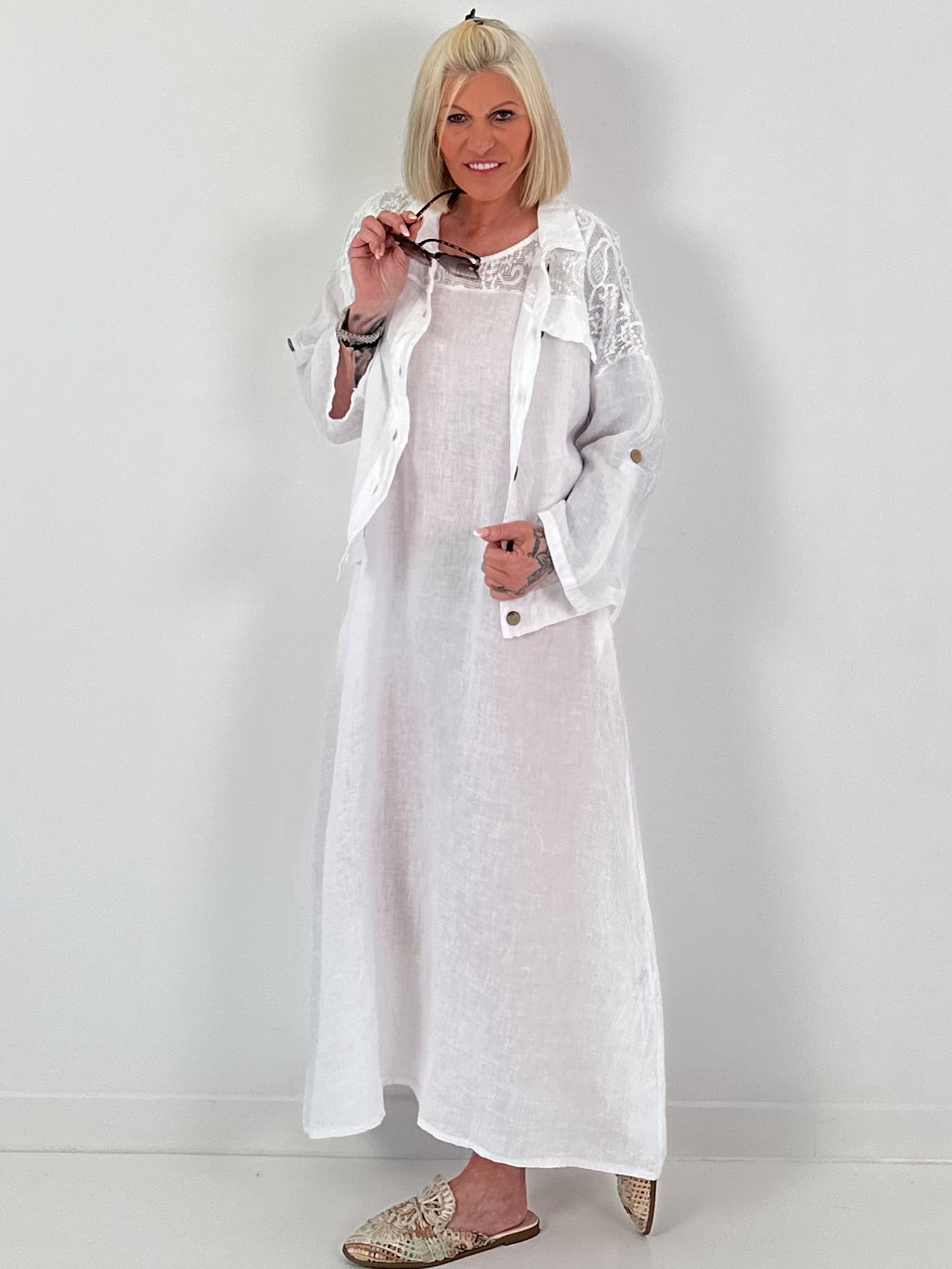 Sleeveless Linen Dress with Crochet Insert - white
