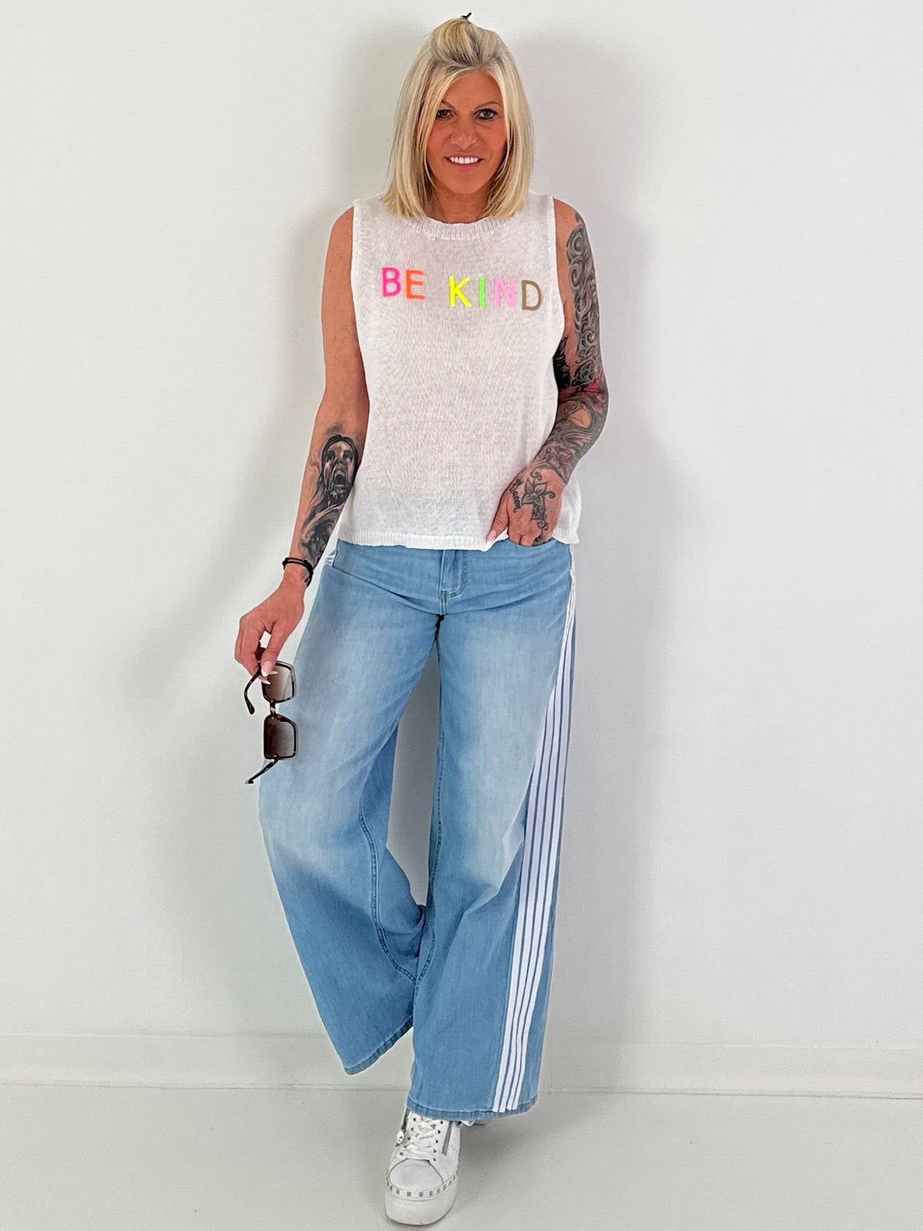 Jeans mit Streifen - denim