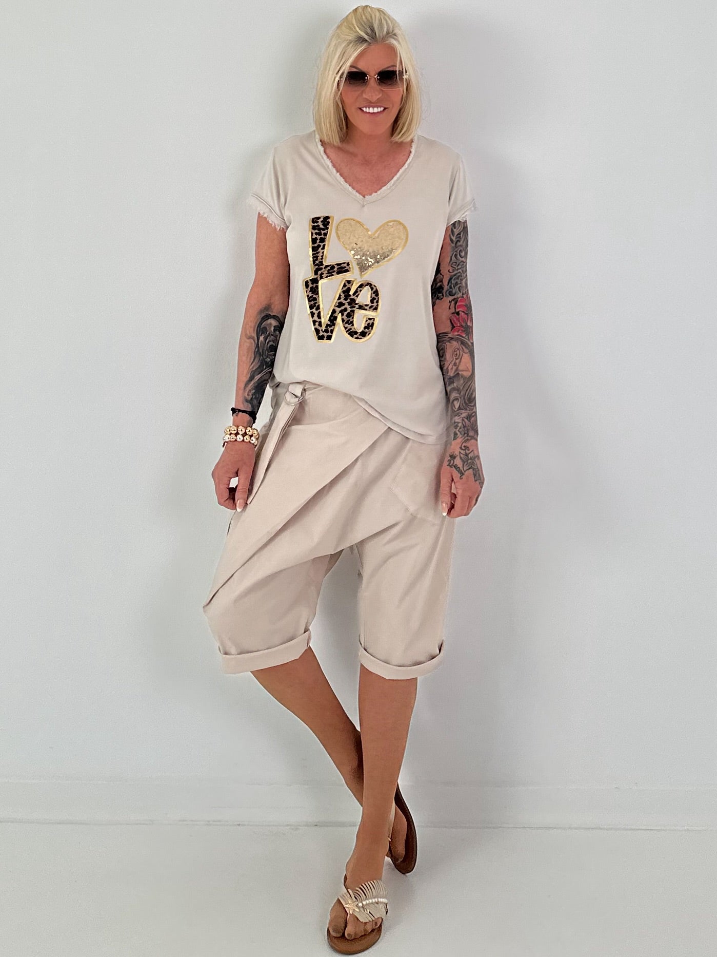 Love T-shirt with leopard and sequin details - beige