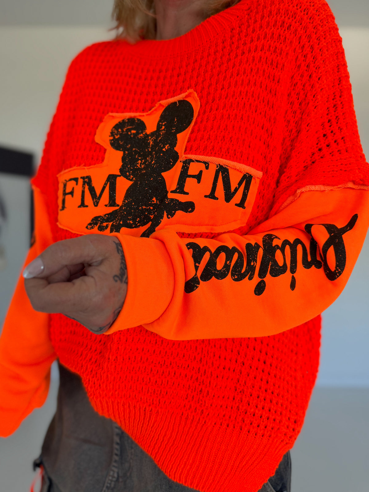 Grobstrickpullover mit Sweatärmeln - neonorange