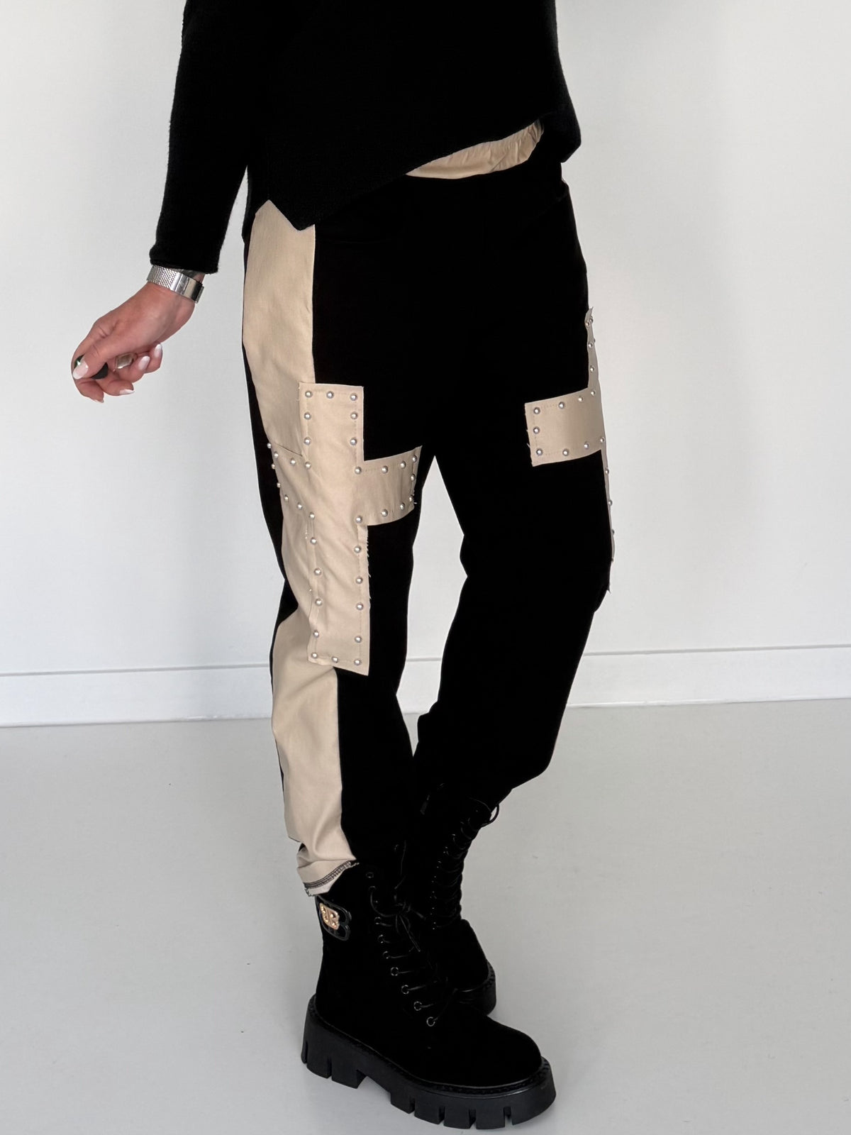 Sweathose im Materialmix - schwarz-beige
