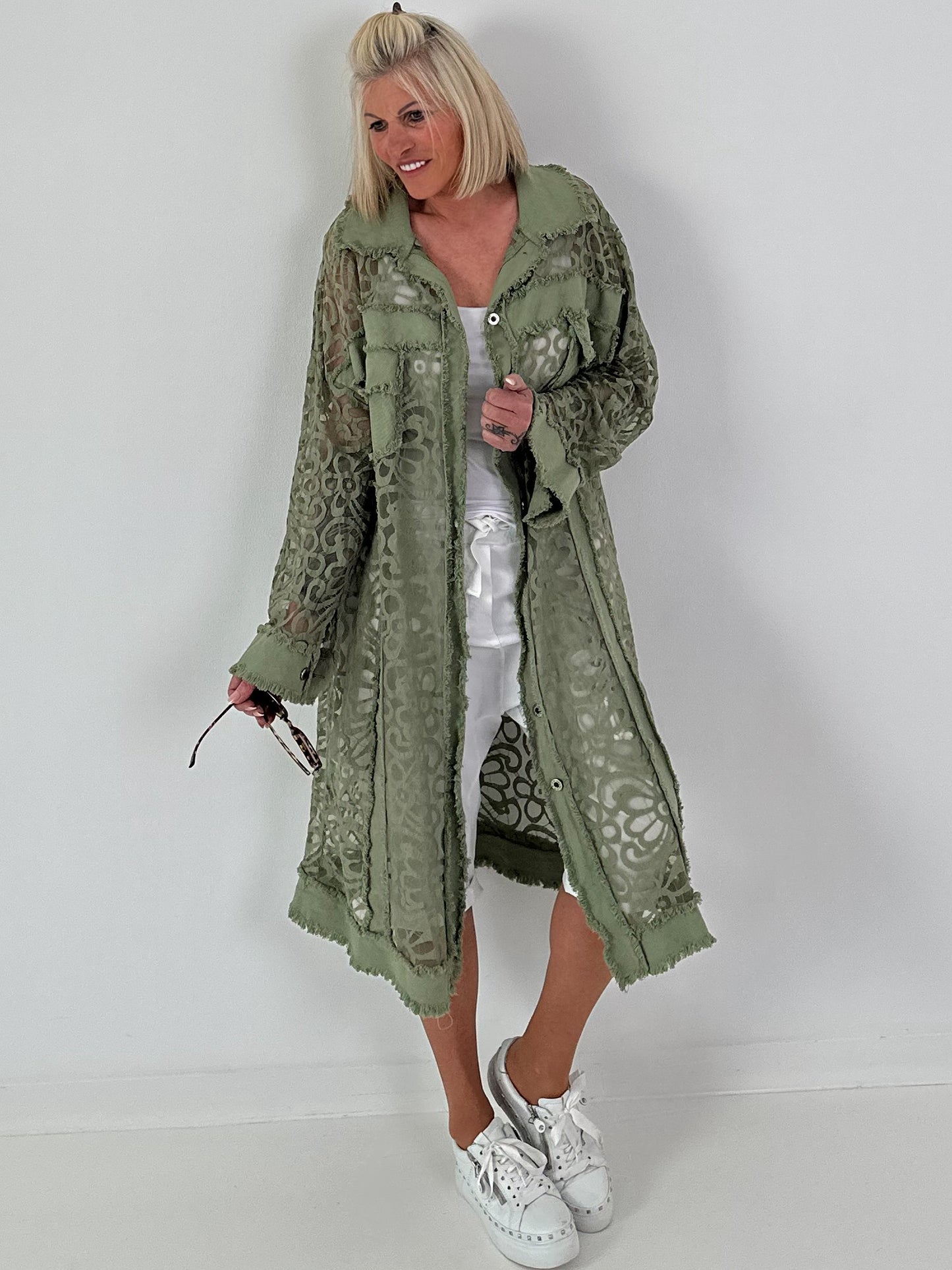 Jeansmantel mit floralem Netzeinsatz - khaki ( lieferbar ab 26.05.26)