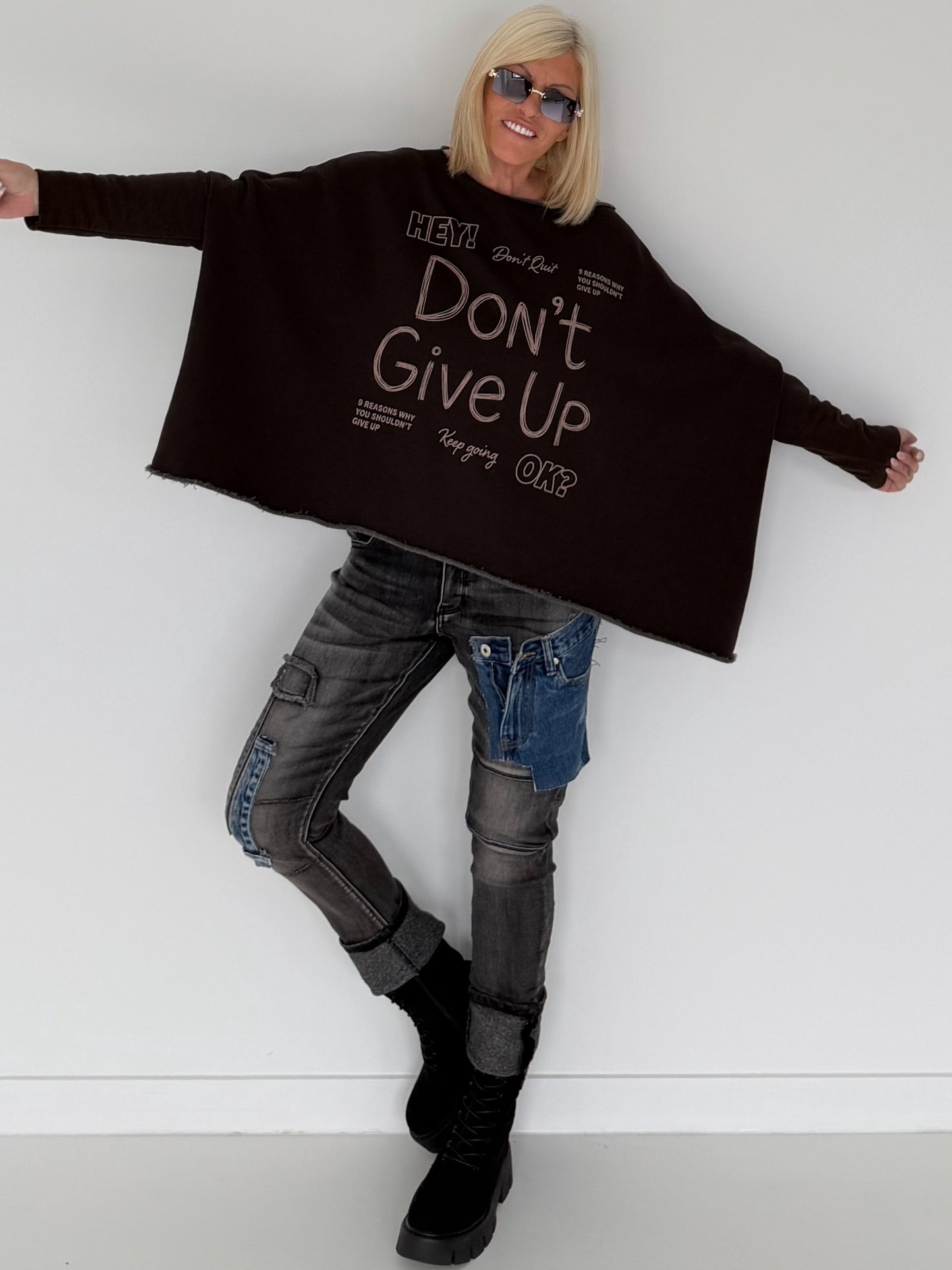 Sweater Dont Give Up - mokka