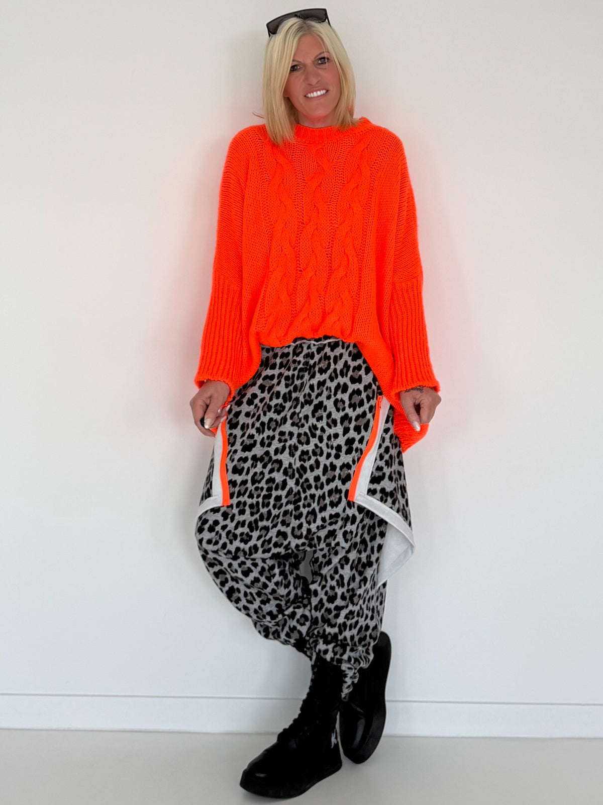Haremhose im Leo-Print - grau-mehrfarbig