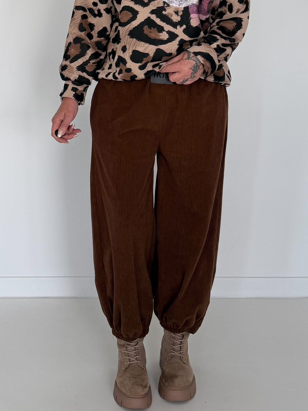 Baby corduroy harem pants Hope - chocolate