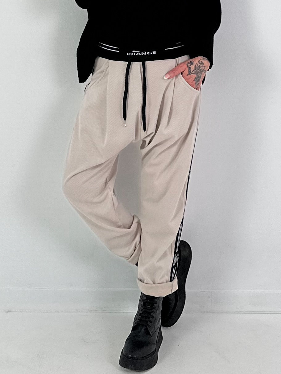 Baggy broek model "Change Flow" - beige