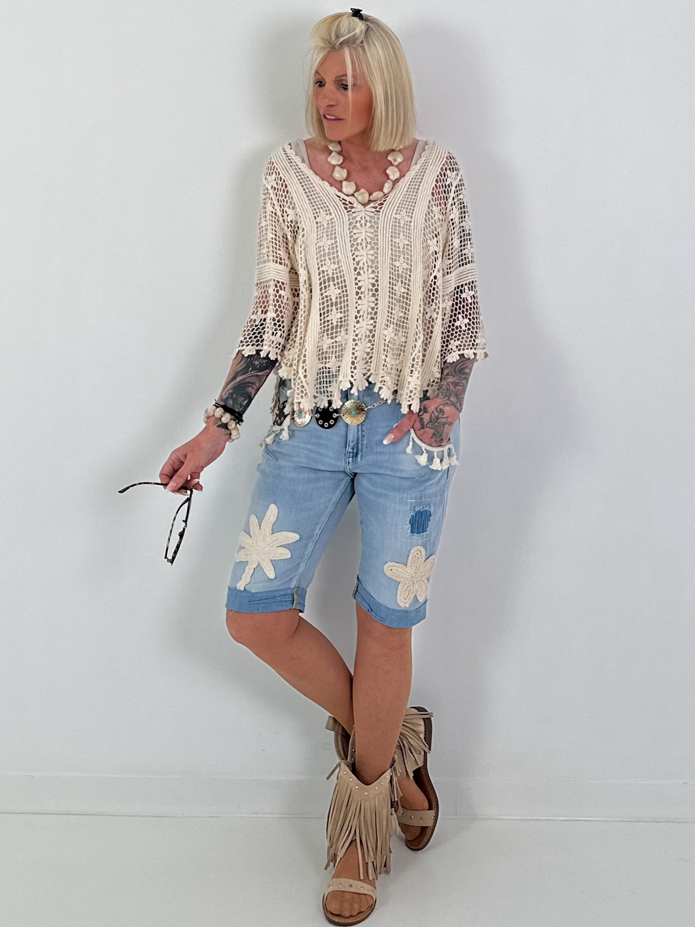 Häkelpulli mit Bindeband am Rücken - beige
