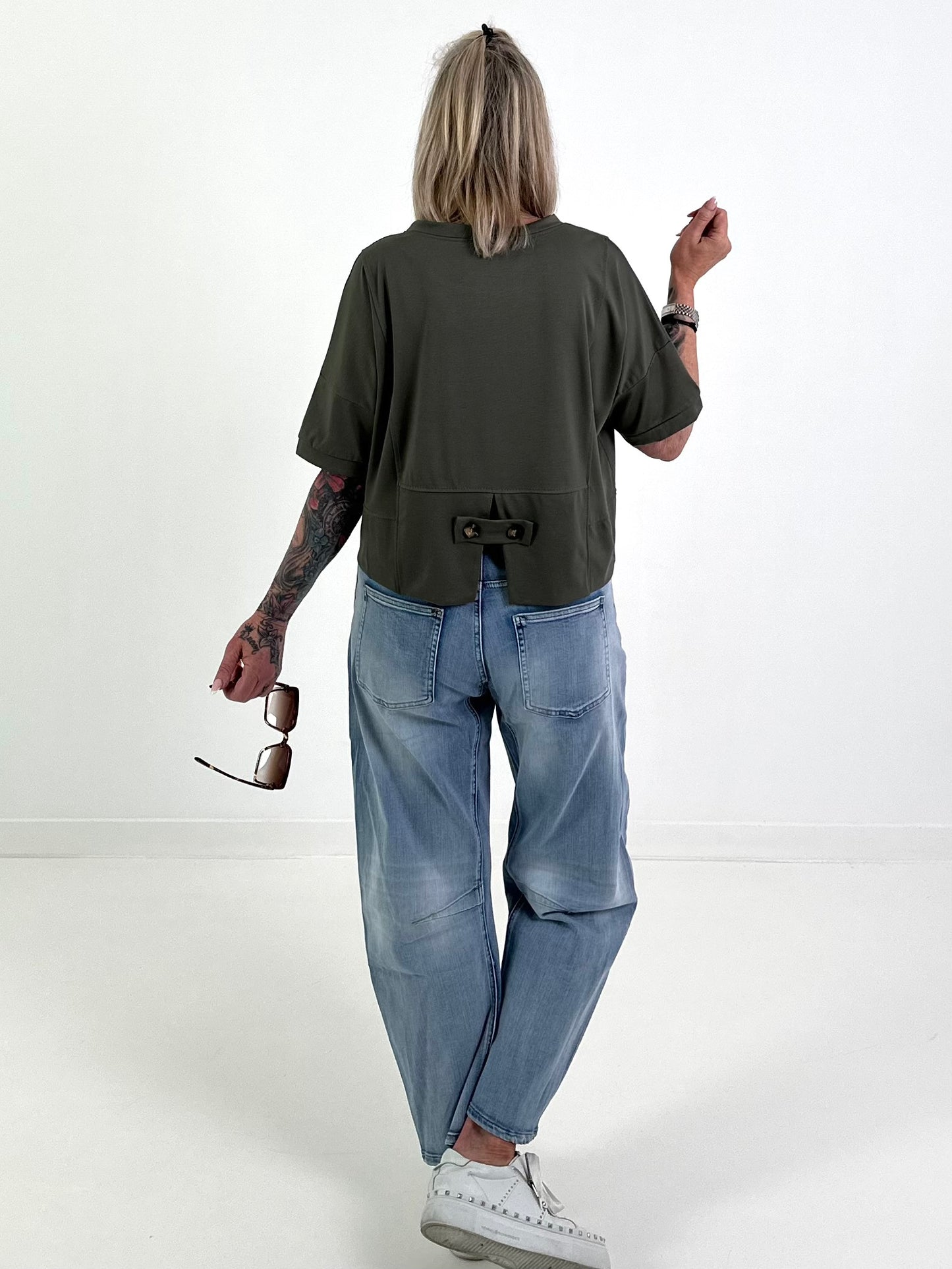 T-shirt with seam details - khaki