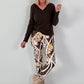 Ripp Shirt mit V-Neck und Spitzendetails - mokka