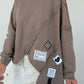 Sweater mit asymmetrischem Schnitt und Patches - taupe
