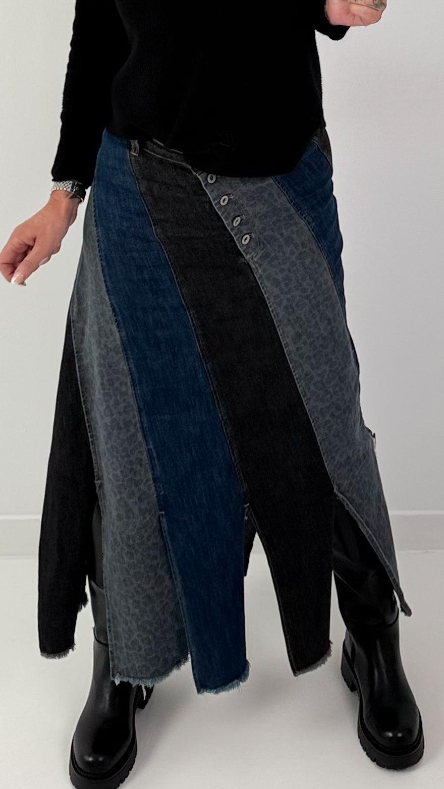 Jeansrock in verschiedenen Denim-Optiken- denim