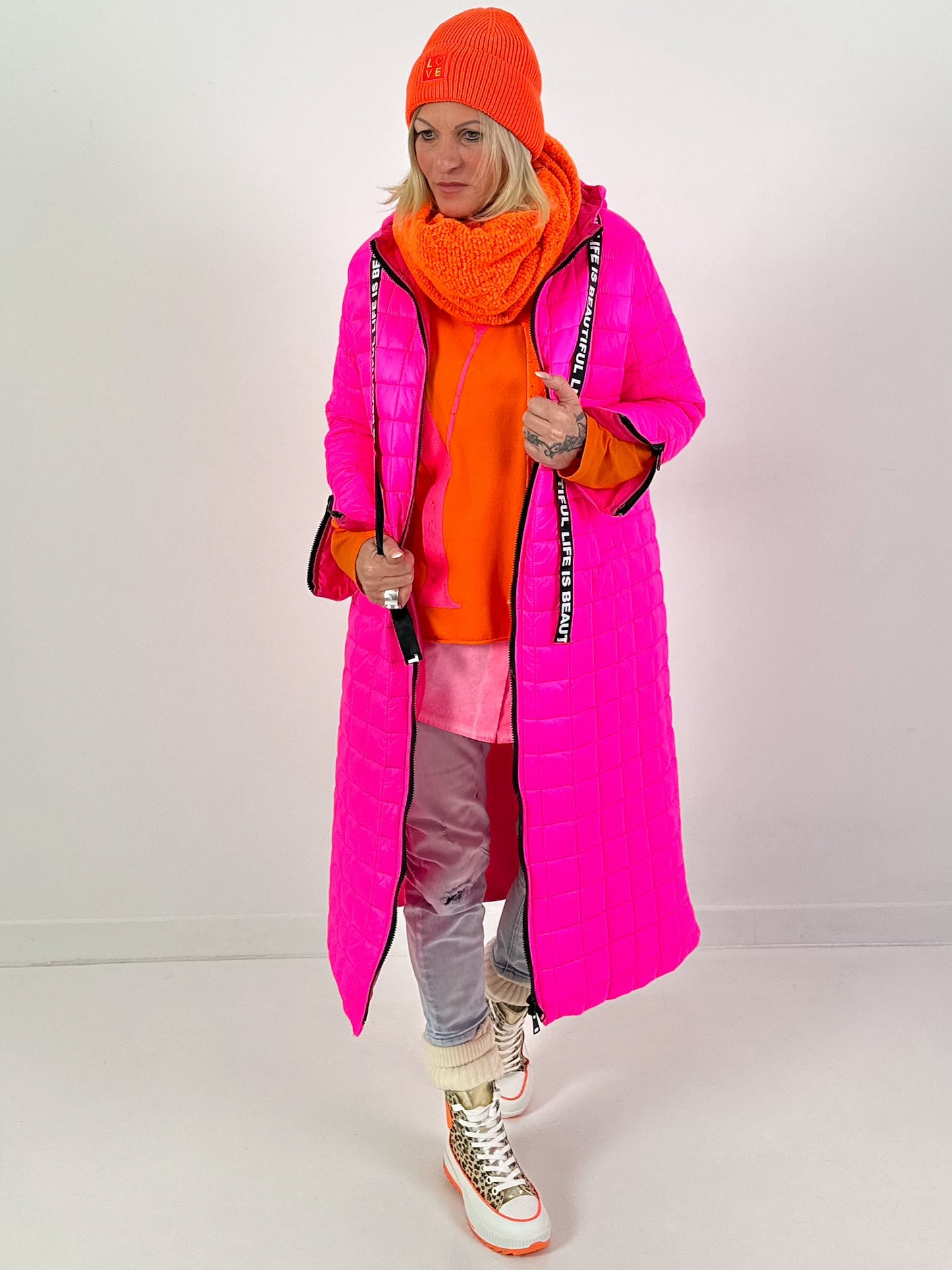 Jas model "Street Active" - ​​neonroze