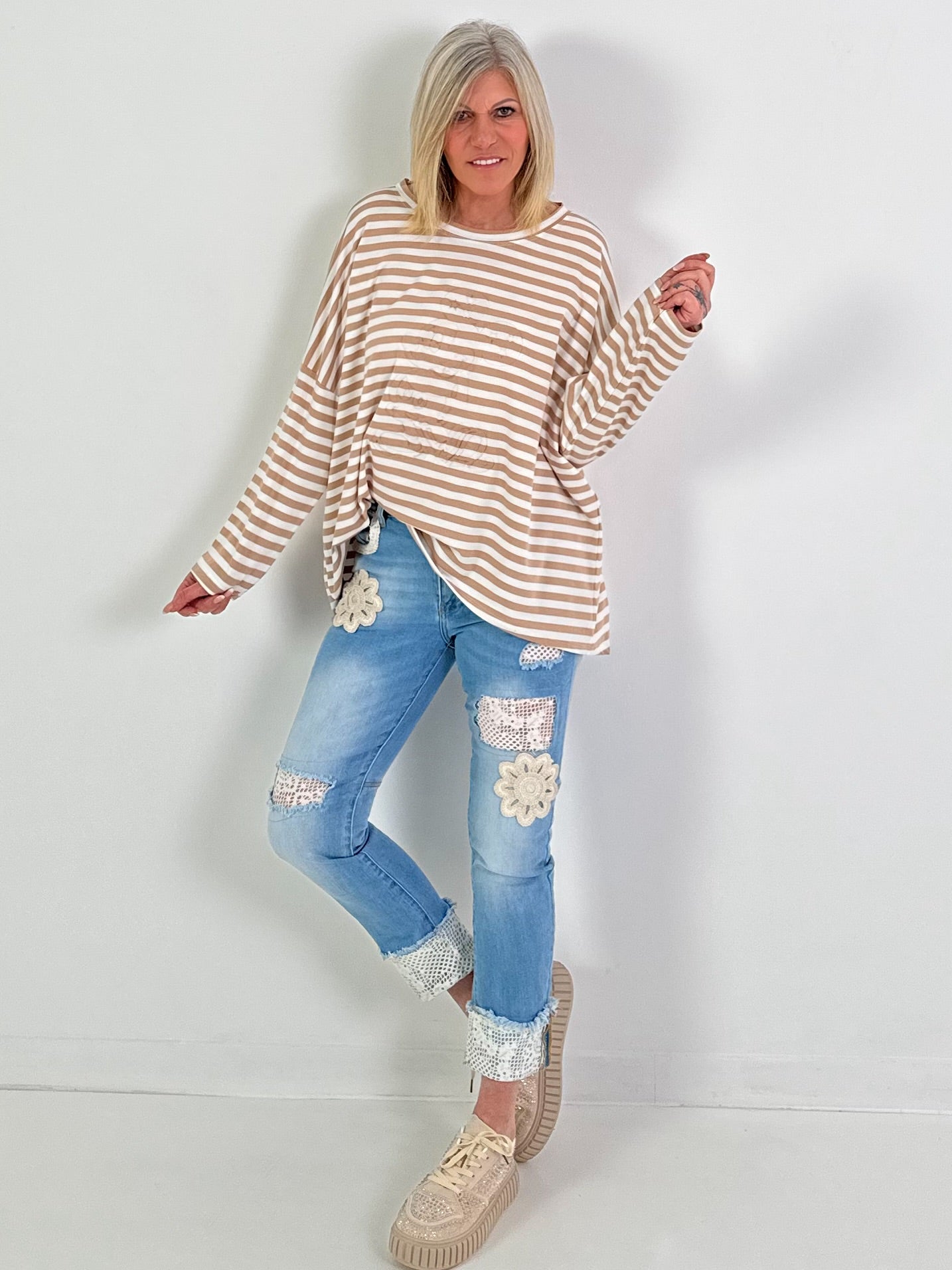 Shirtmodel "Cartoon Stripe" - beige-wit