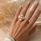Blumen Ring - weiss-gold