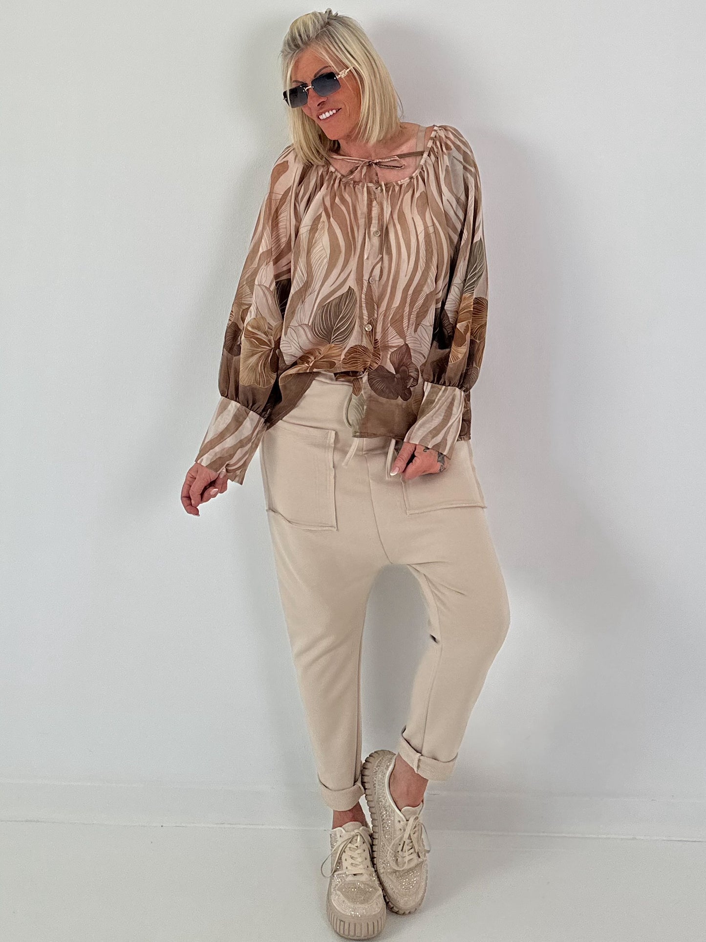 Blouse with long cuffs - cream-beige-multicolored