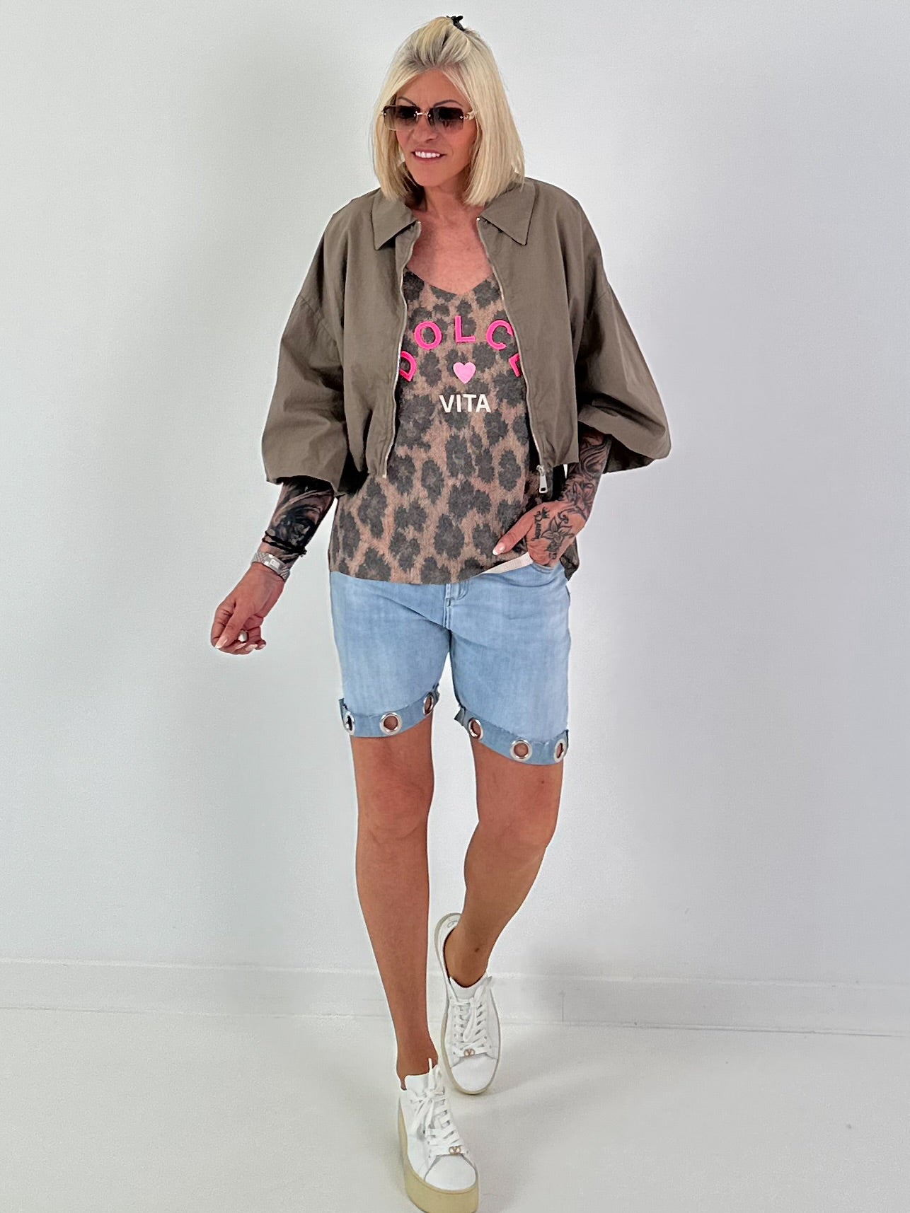 Sommer Crop-Jacke mit halben Arm - taupe