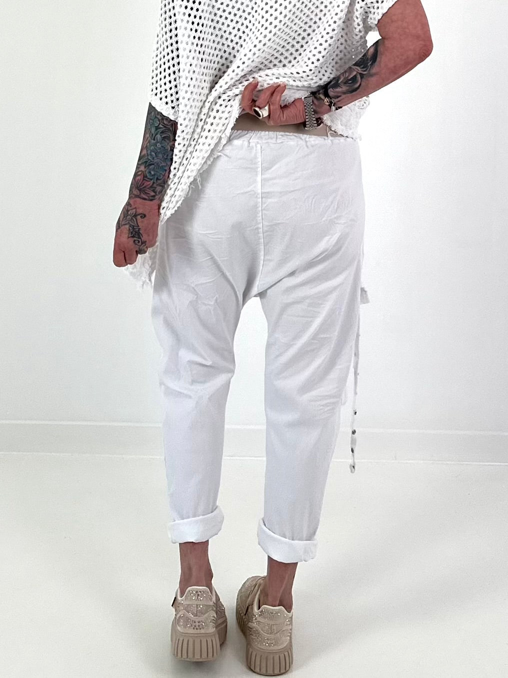 Baggy broek met opgestikte cargozak - wit