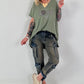 T-Shirt mit Strassdetail - oliv