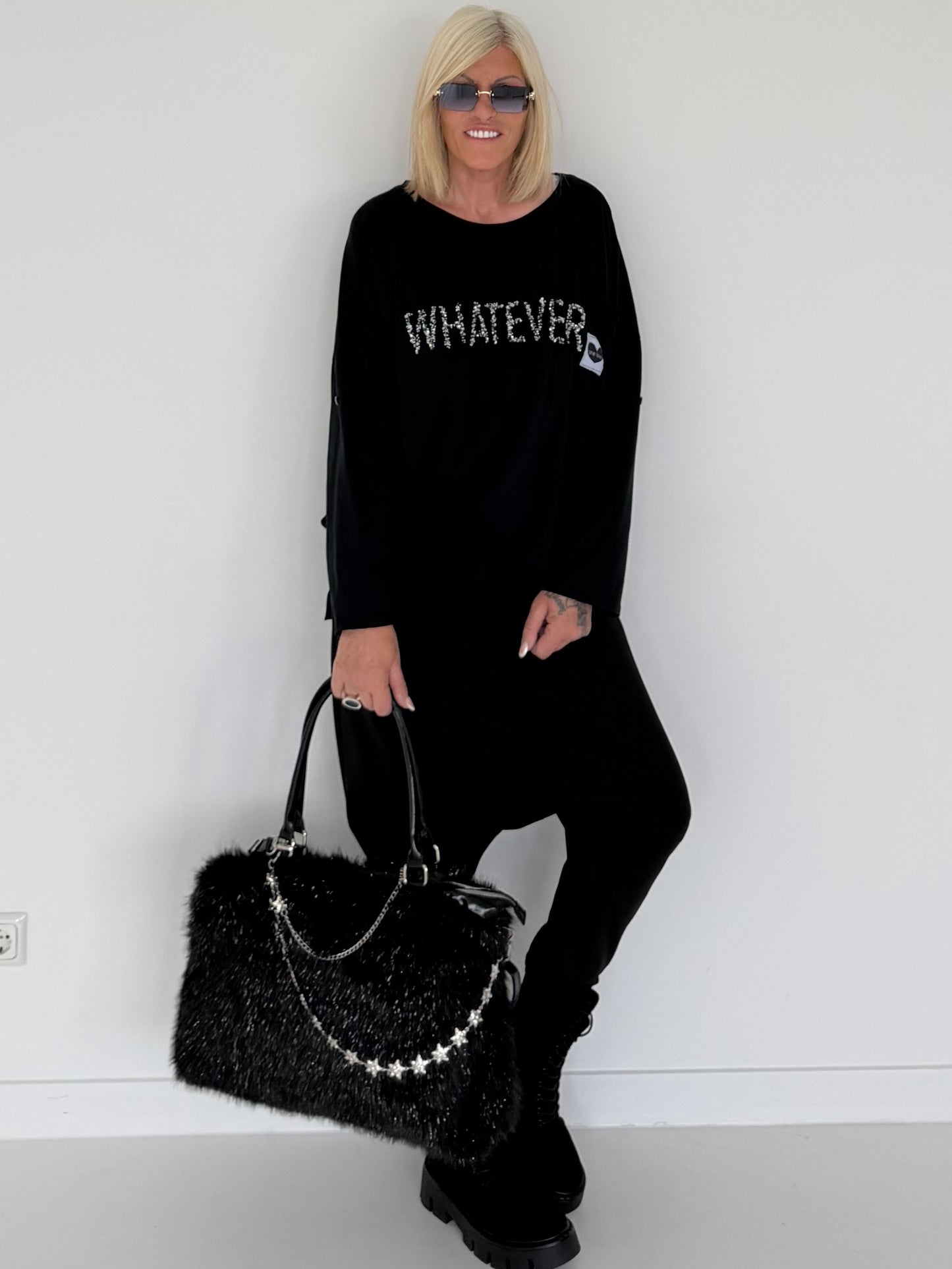 Sweater Whatever mit Strass-Details - schwarz