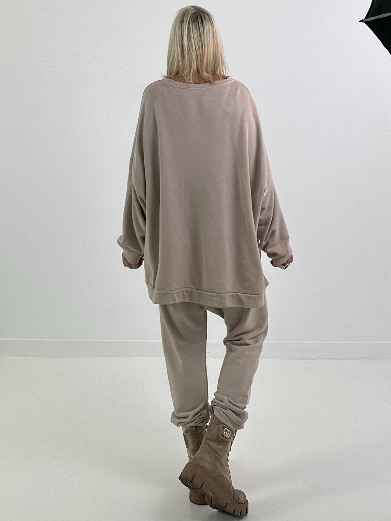 Oversized Sweater mit Frontprint - beige