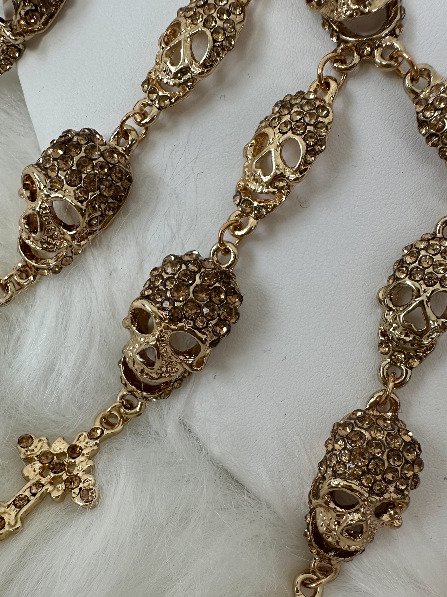 Necklace model "Sacred Vice"