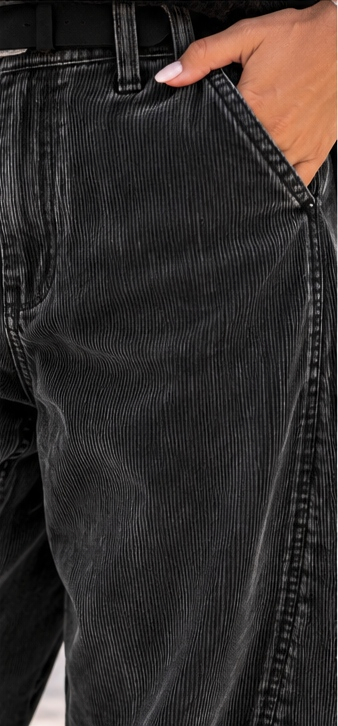 Weiche Ballon-Cordhose mit Gürtel - stone-washed-schwarz