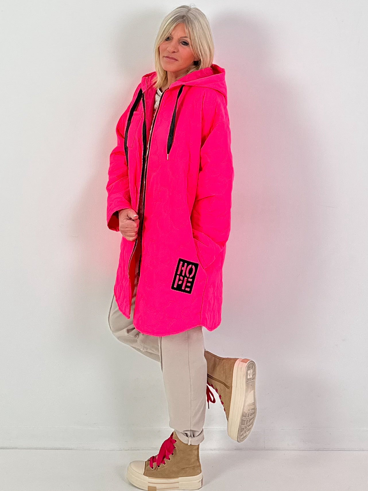 Mantel Modell "Flower Hope" - neonpink