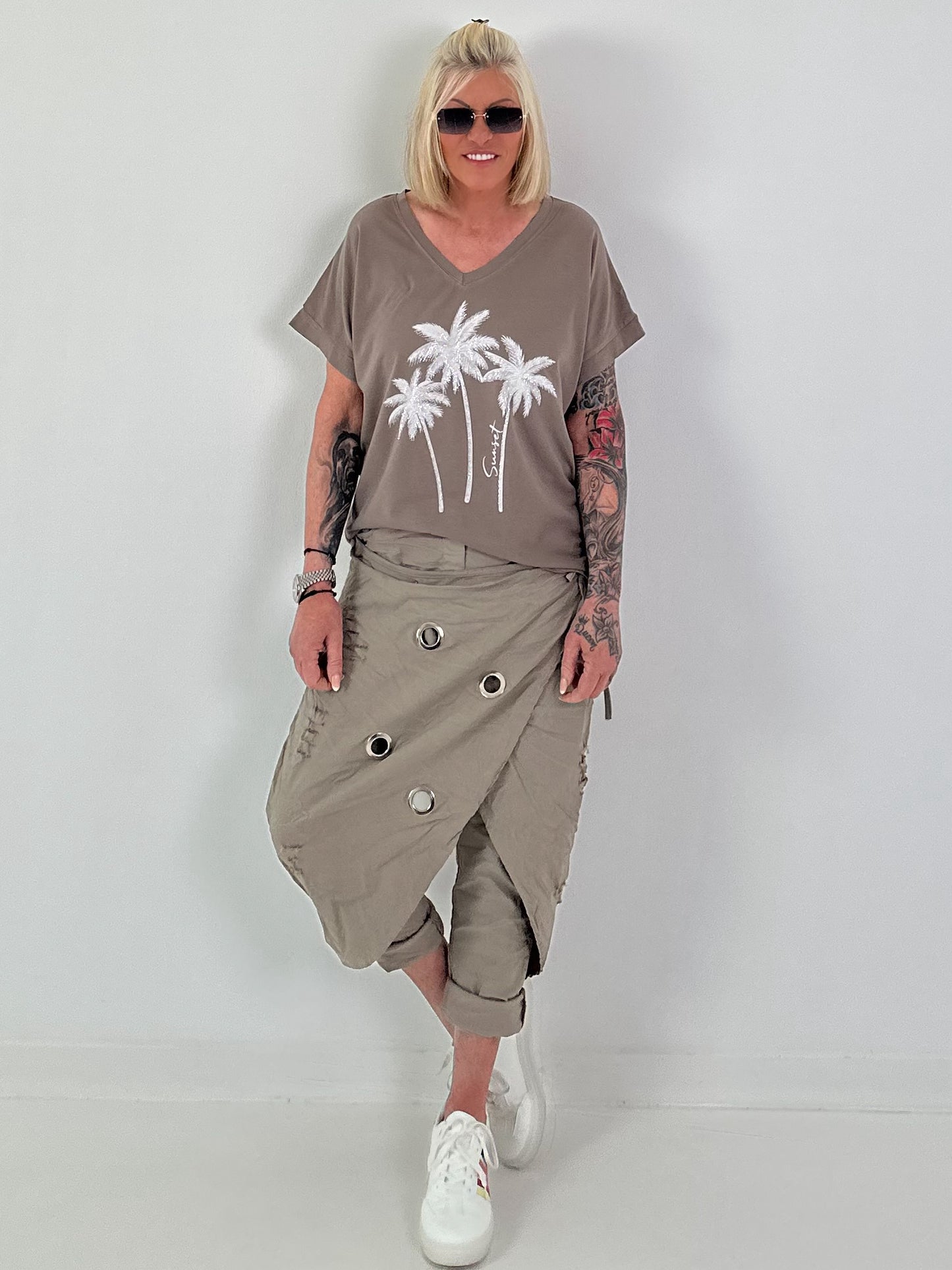 T-shirt with glitter palms - taupe