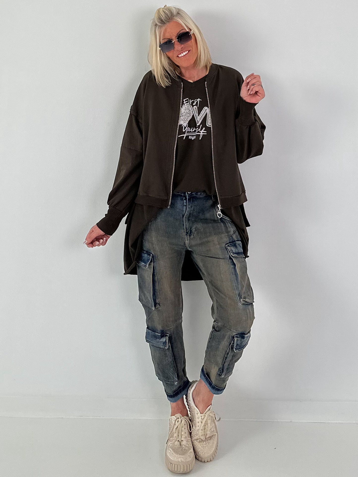 Jacke mit Rückenprint - mokka
