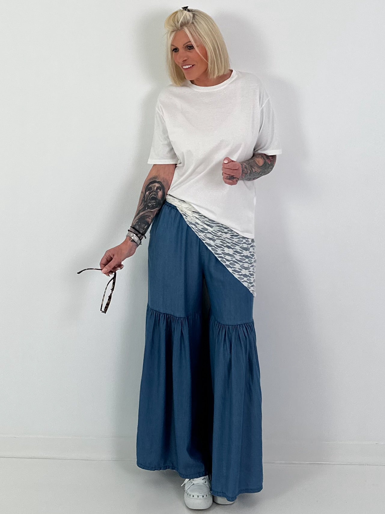 T-shirt with glitter details - white