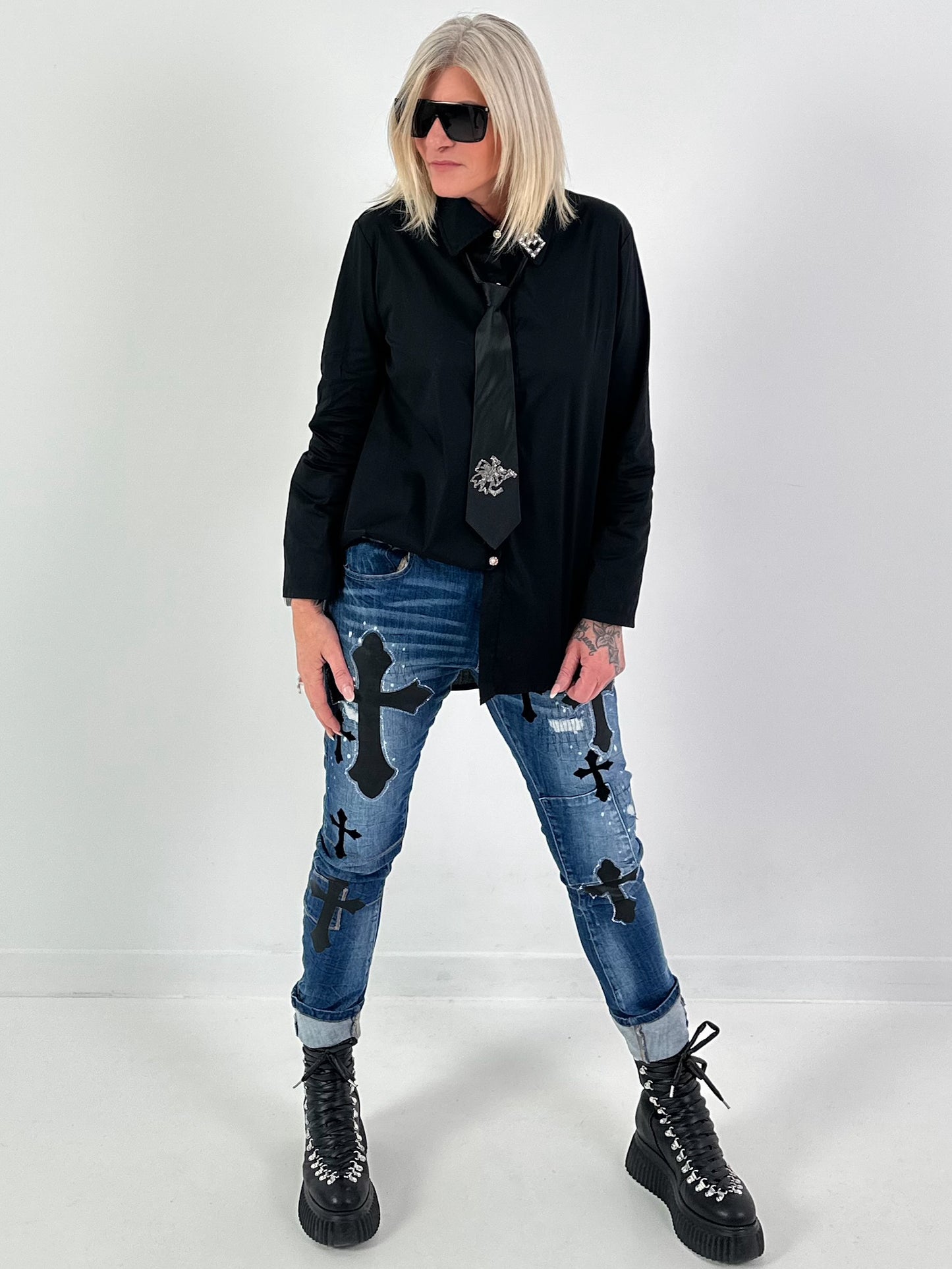 Blouse model "Crystal Collar" - zwart