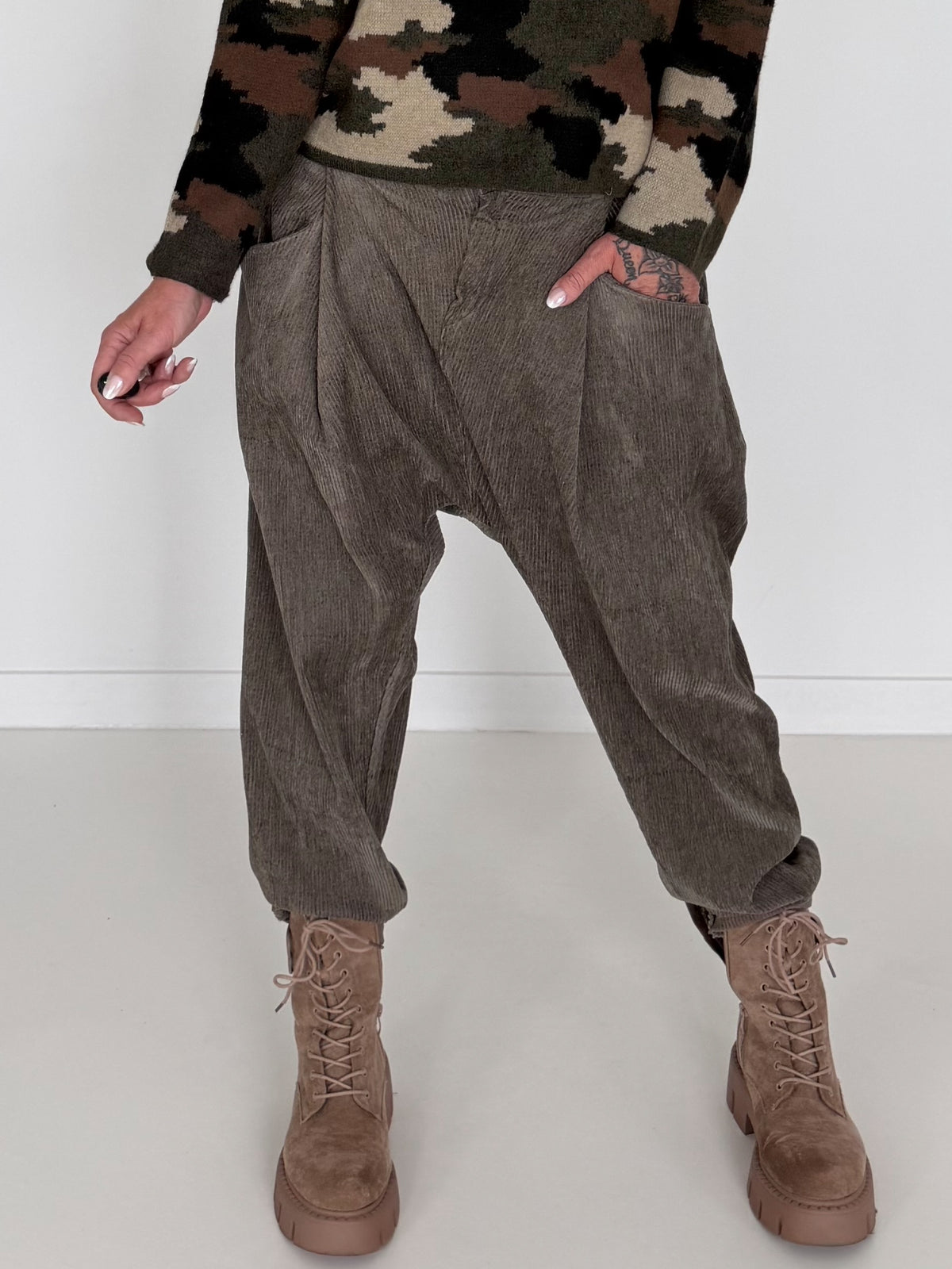 Cord-Baggy - taupe