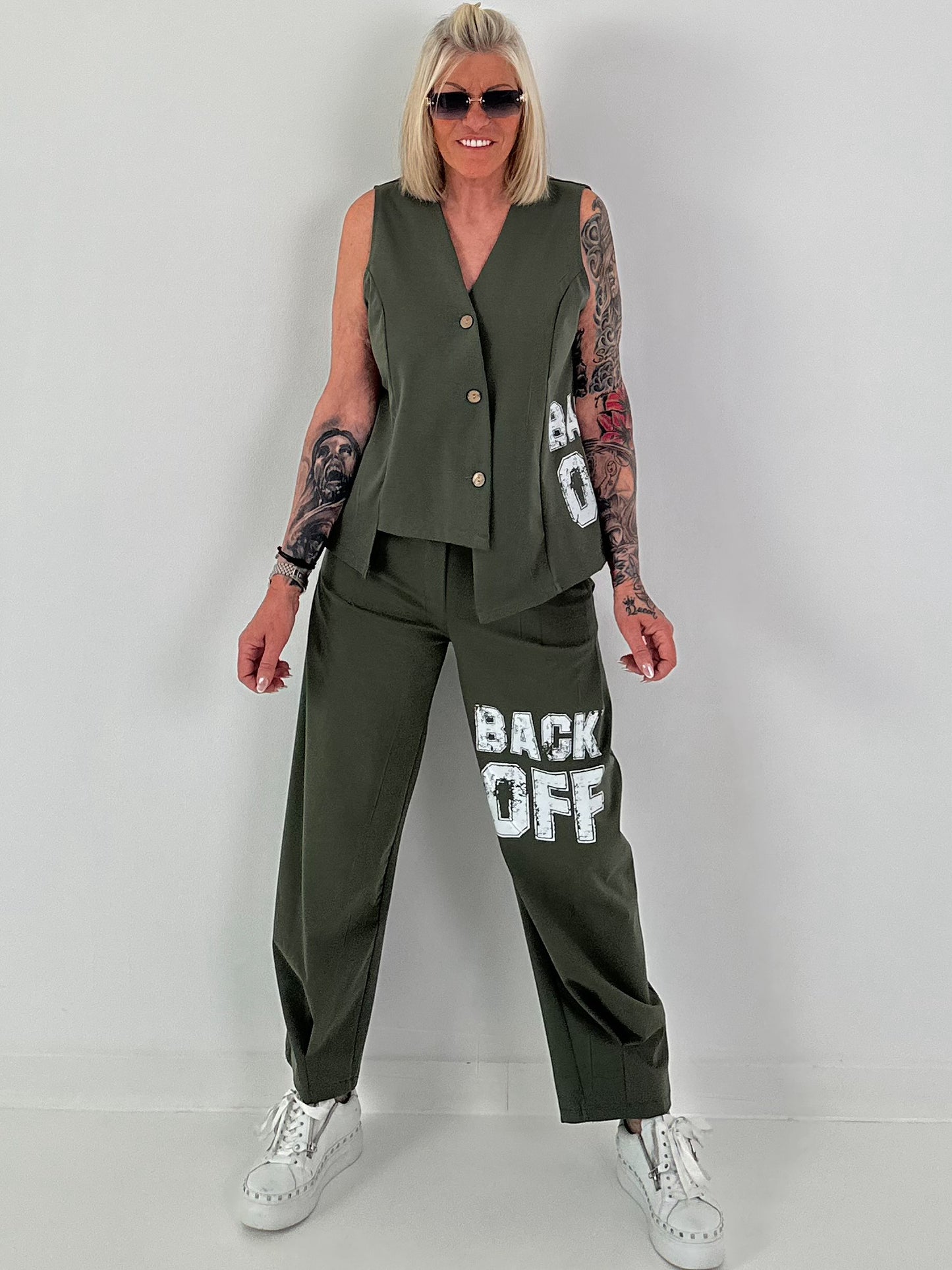 Weste BACK OFF - oliv