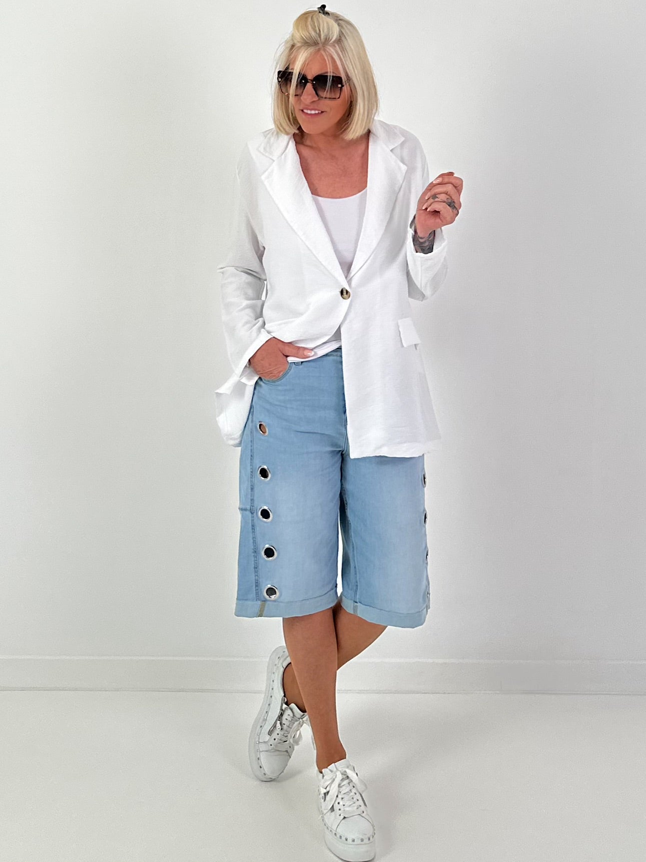 Lichte blazer met kleppen - wit