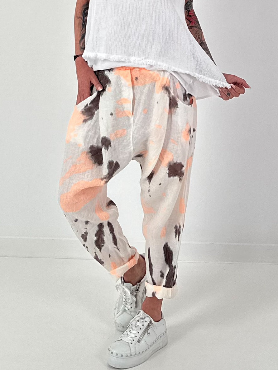 Linen Baggy with Tie-Dye Pattern - white-neon orange-dark brown