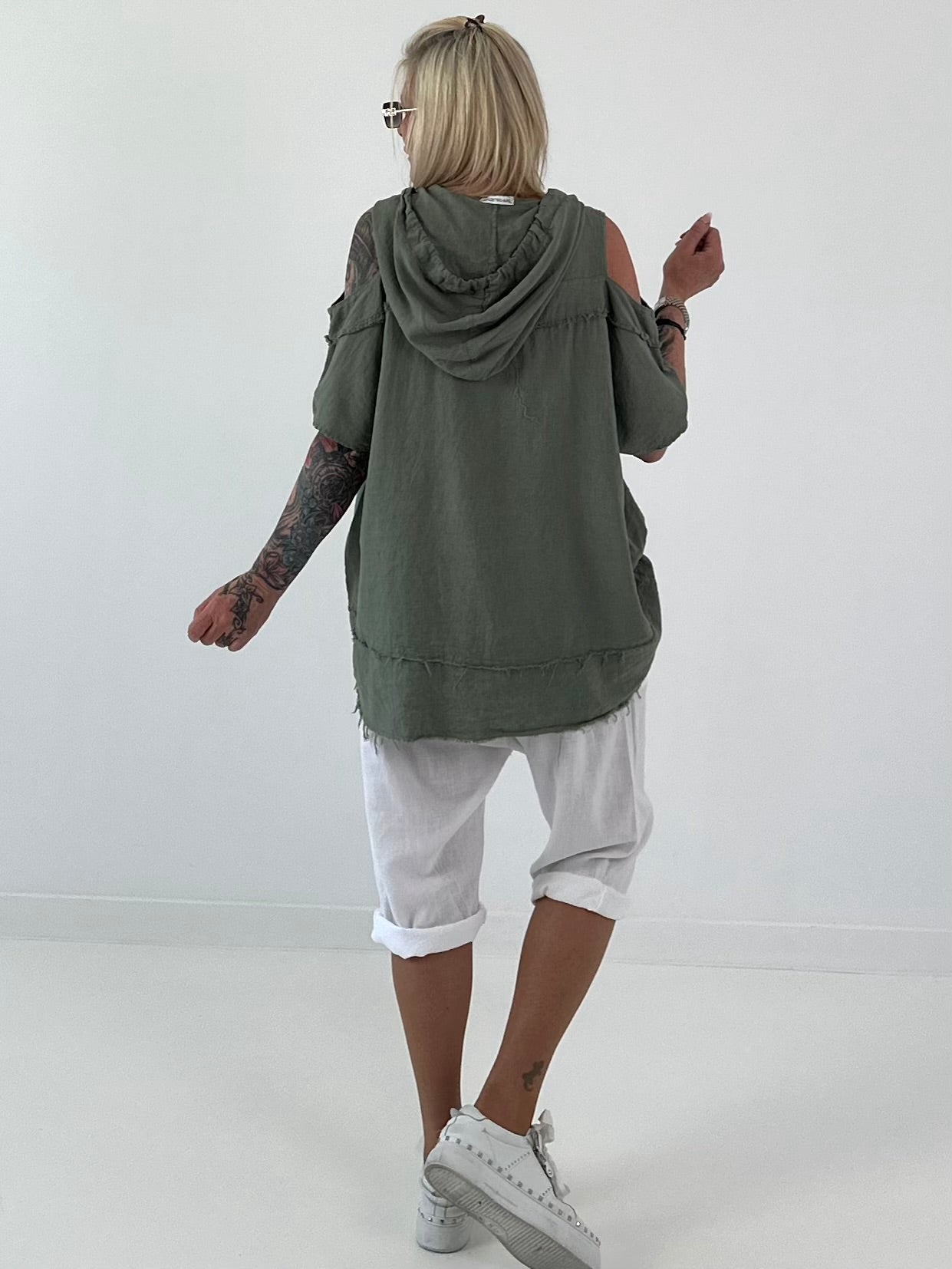 Linen Shirt with Off-Shoulder Cut-Outs Leo - beige