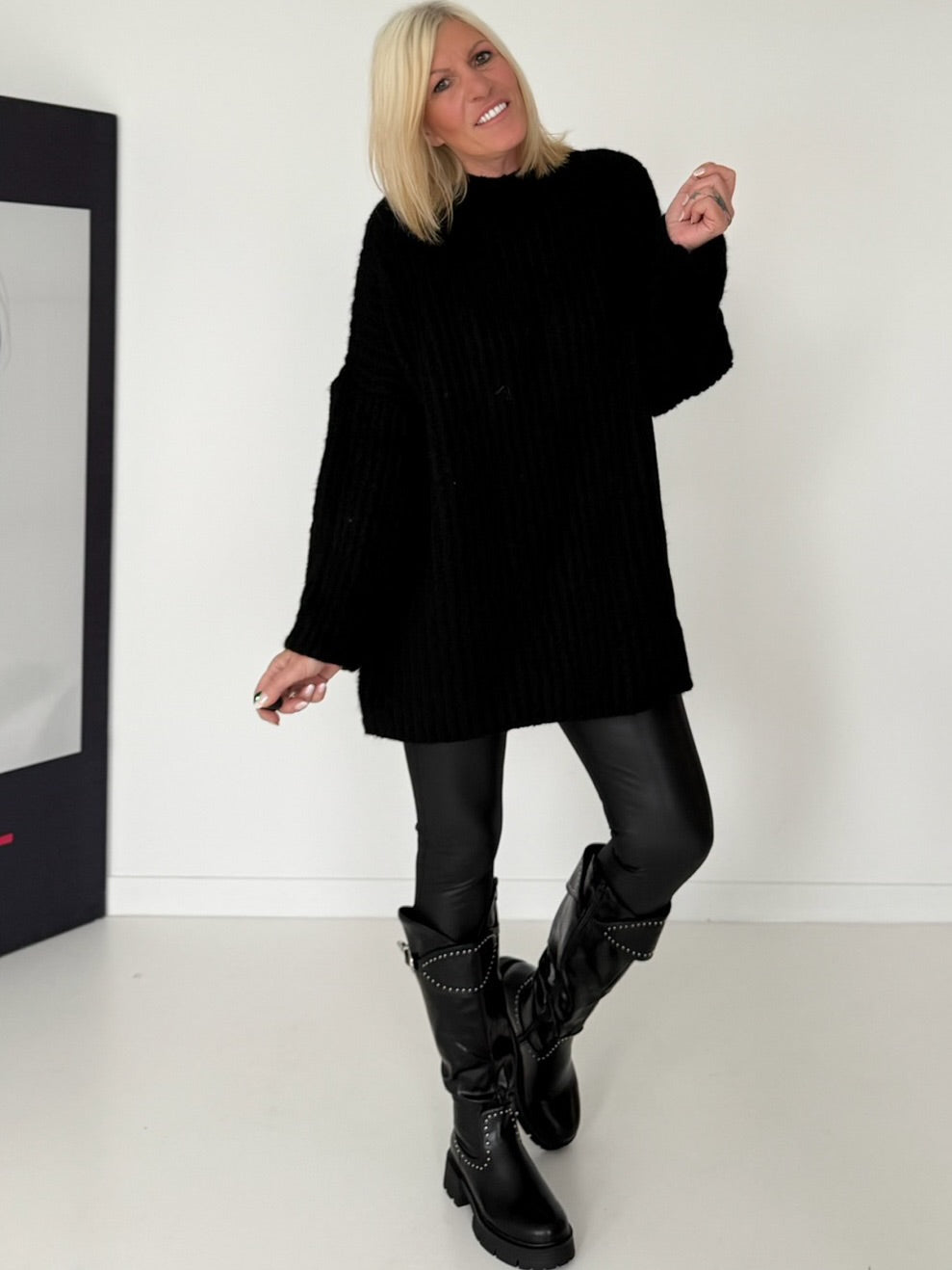 Rippstrickpullover - schwarz