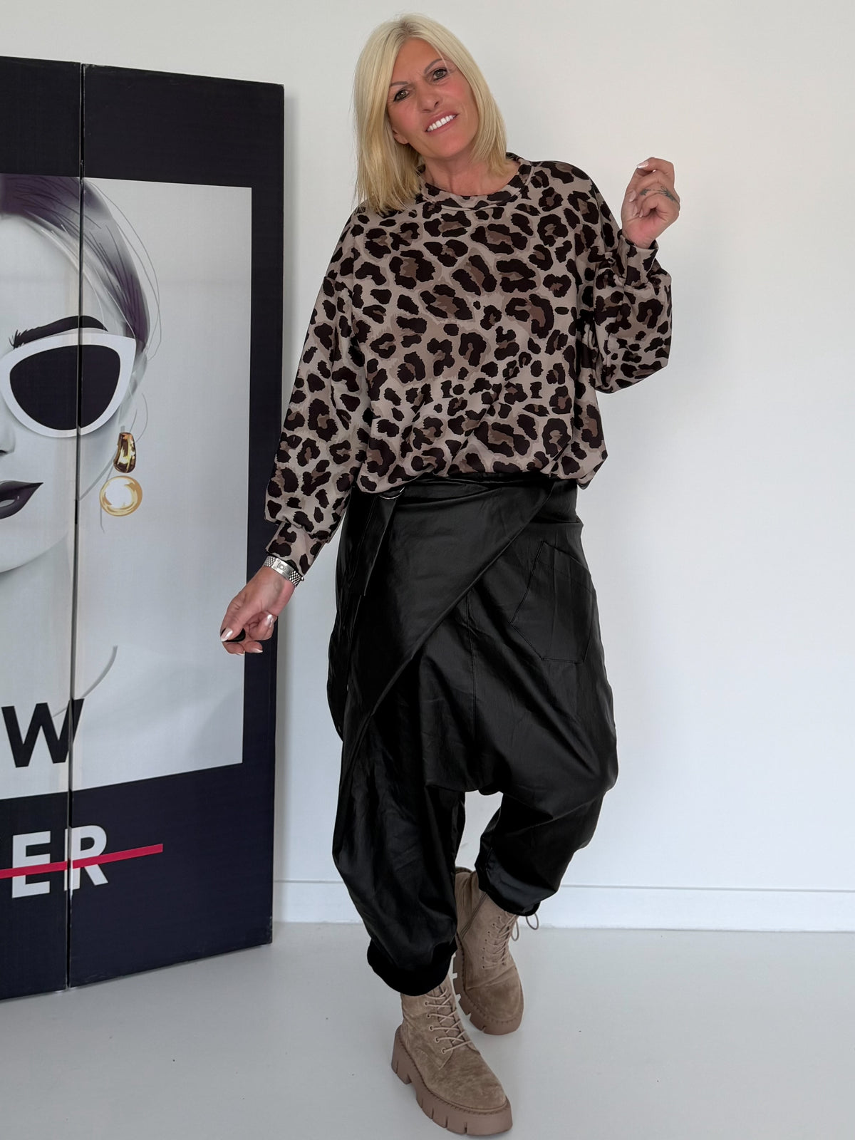 Ballonsweater im All Over Leo-Look - beige-leo-mehrfarbig