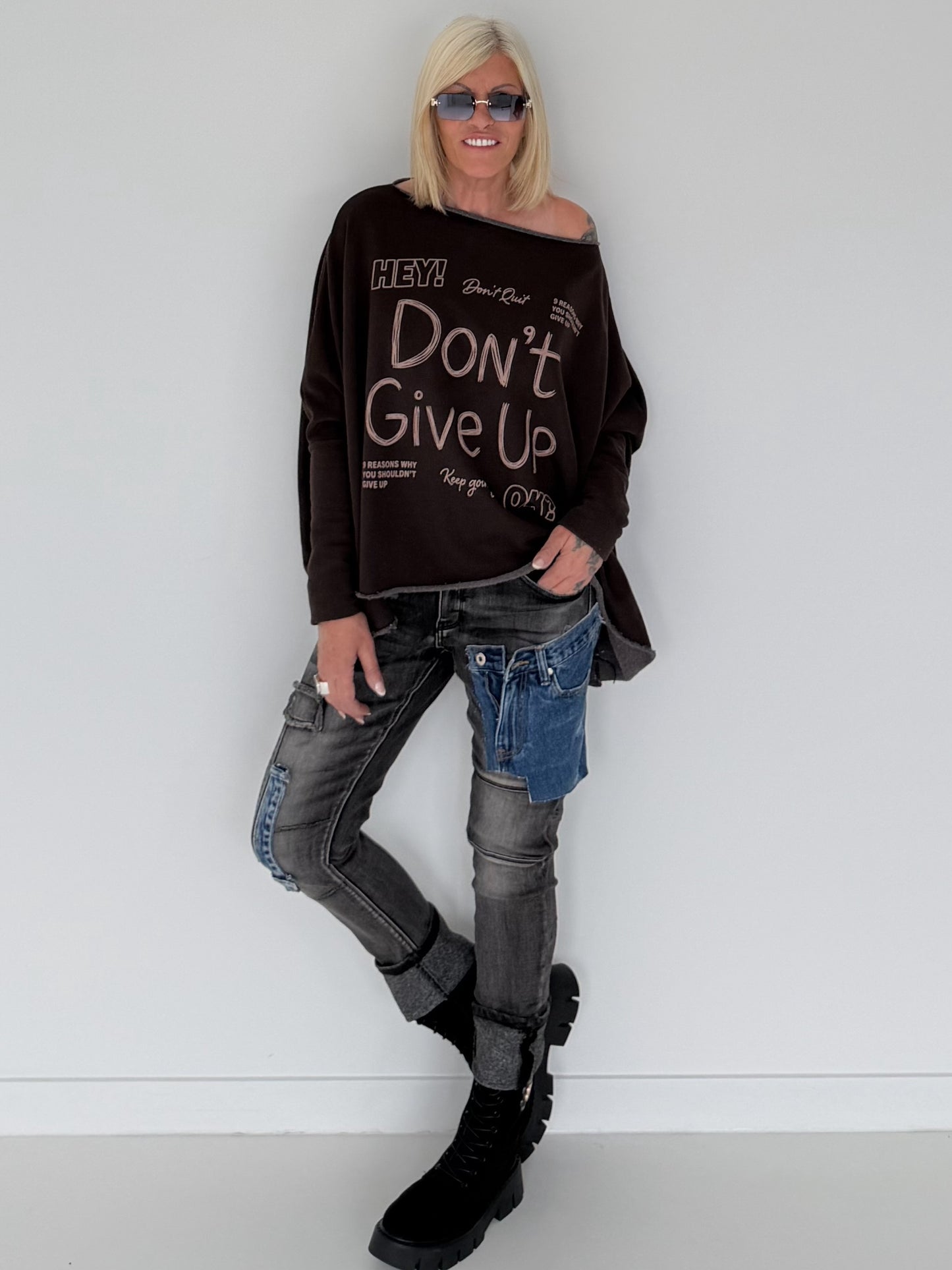 Sweater Dont Give Up - mokka