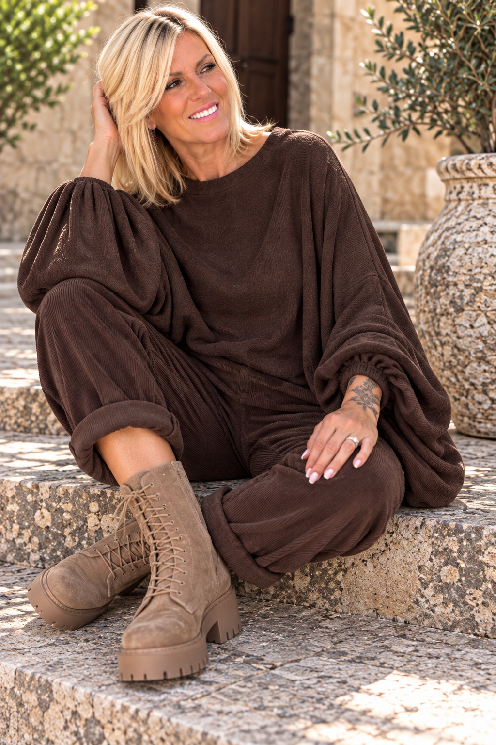 Poncho-Pullover in Rippoptik - mokka ( lieferbar ab ca. 10.11.26)