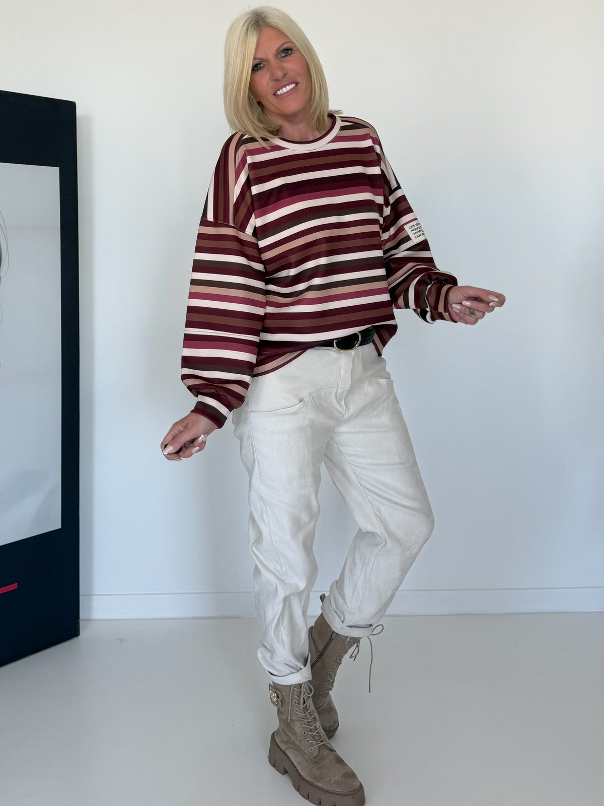 Sweater mit Allover-Streifen-Print - burgundi-mehrfarbig