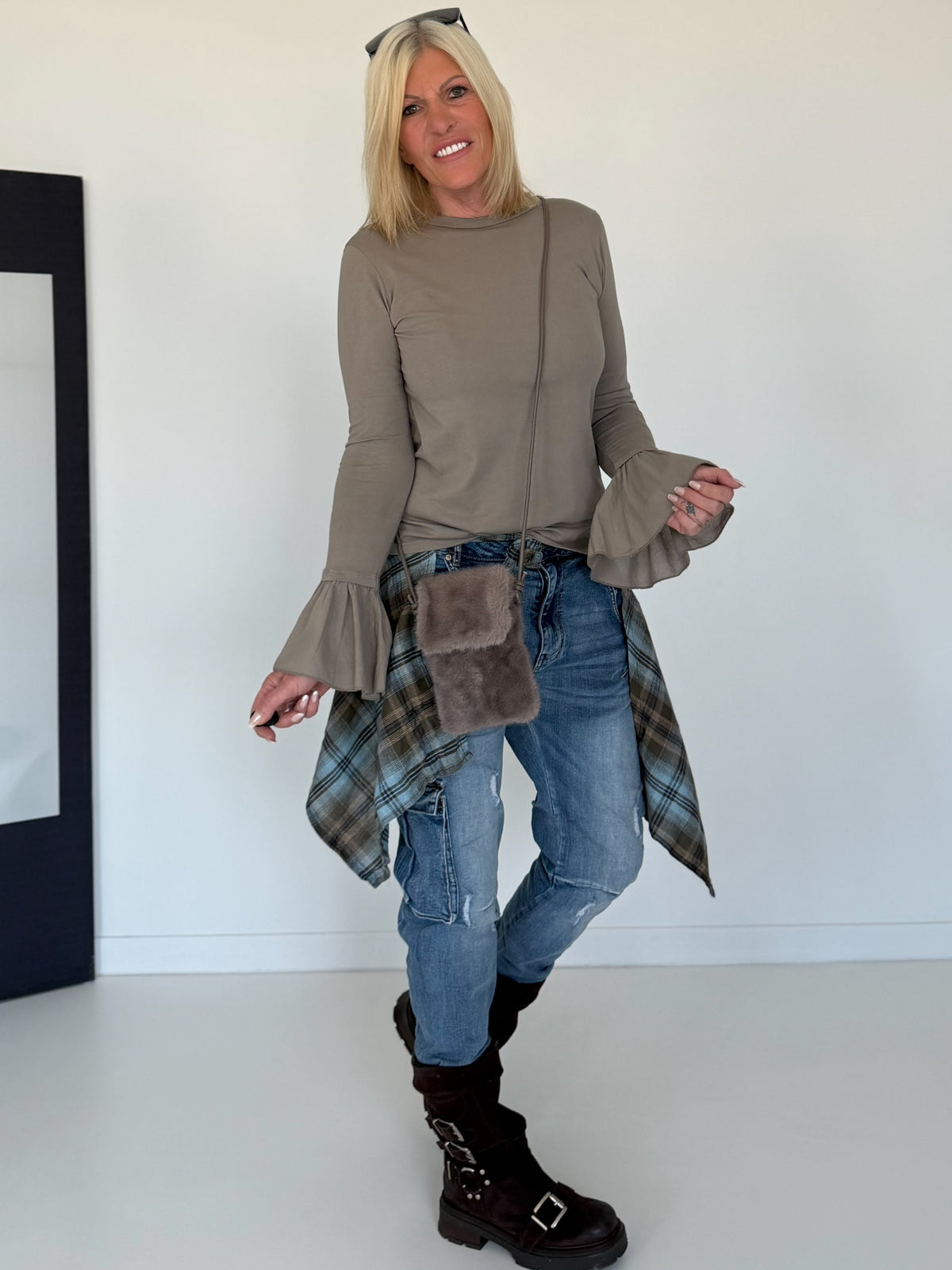 Shirt mit Trompetenärmelchen - taupe