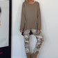 Basic Shirt mit Rundhalsausschnitt - taupe