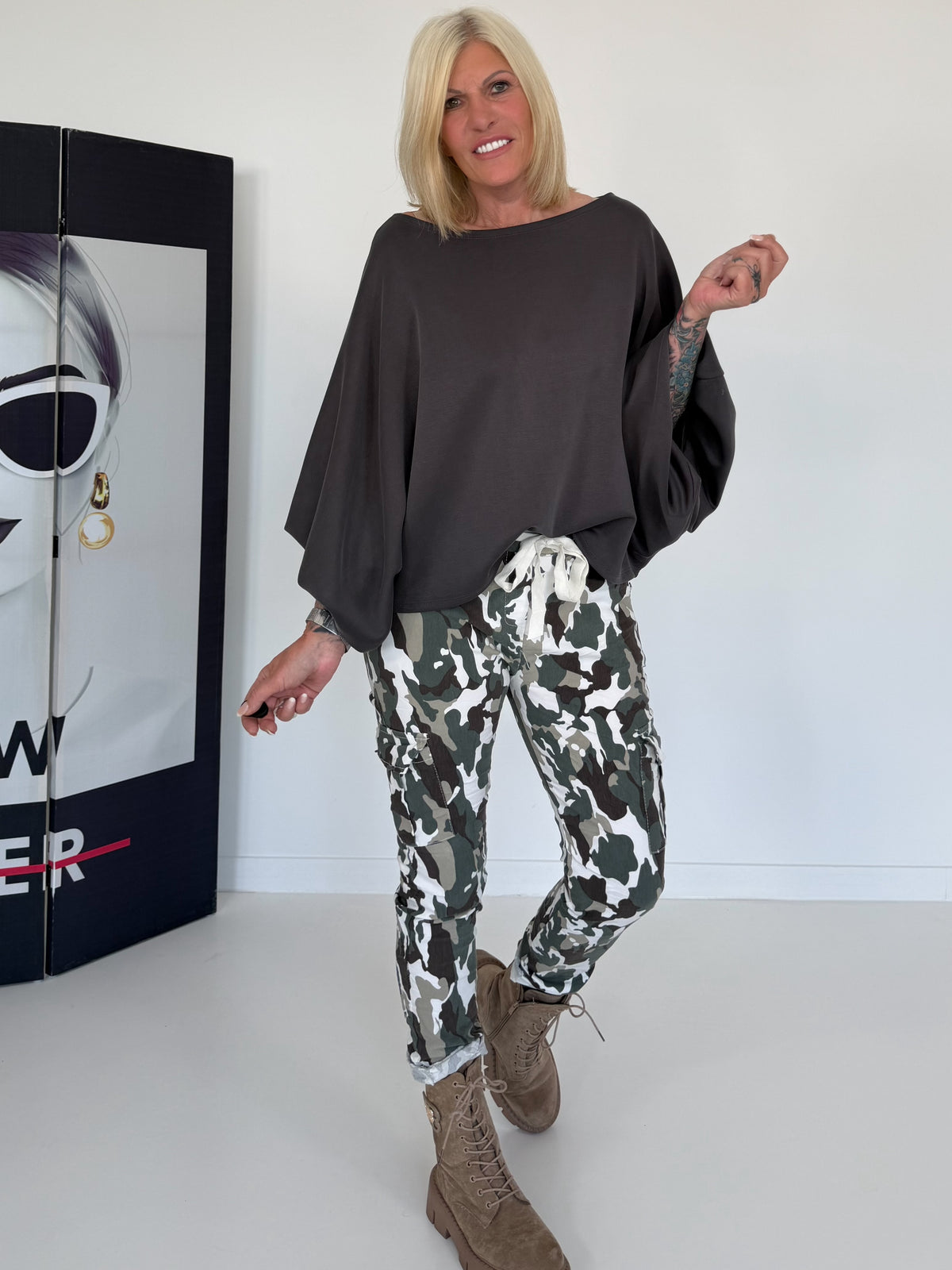 Sweater mit raffinierten Turn-Up-Ärmeln - anthrazit