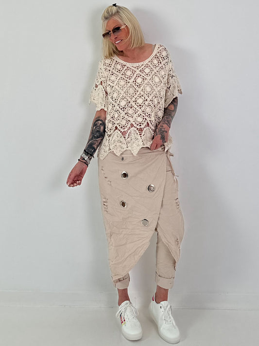 Crochet T-shirt with pattern - beige